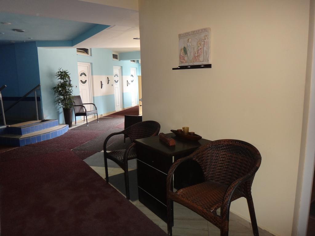 9 Queens Spa Hotel Лутра-Едіпсу Екстер'єр фото