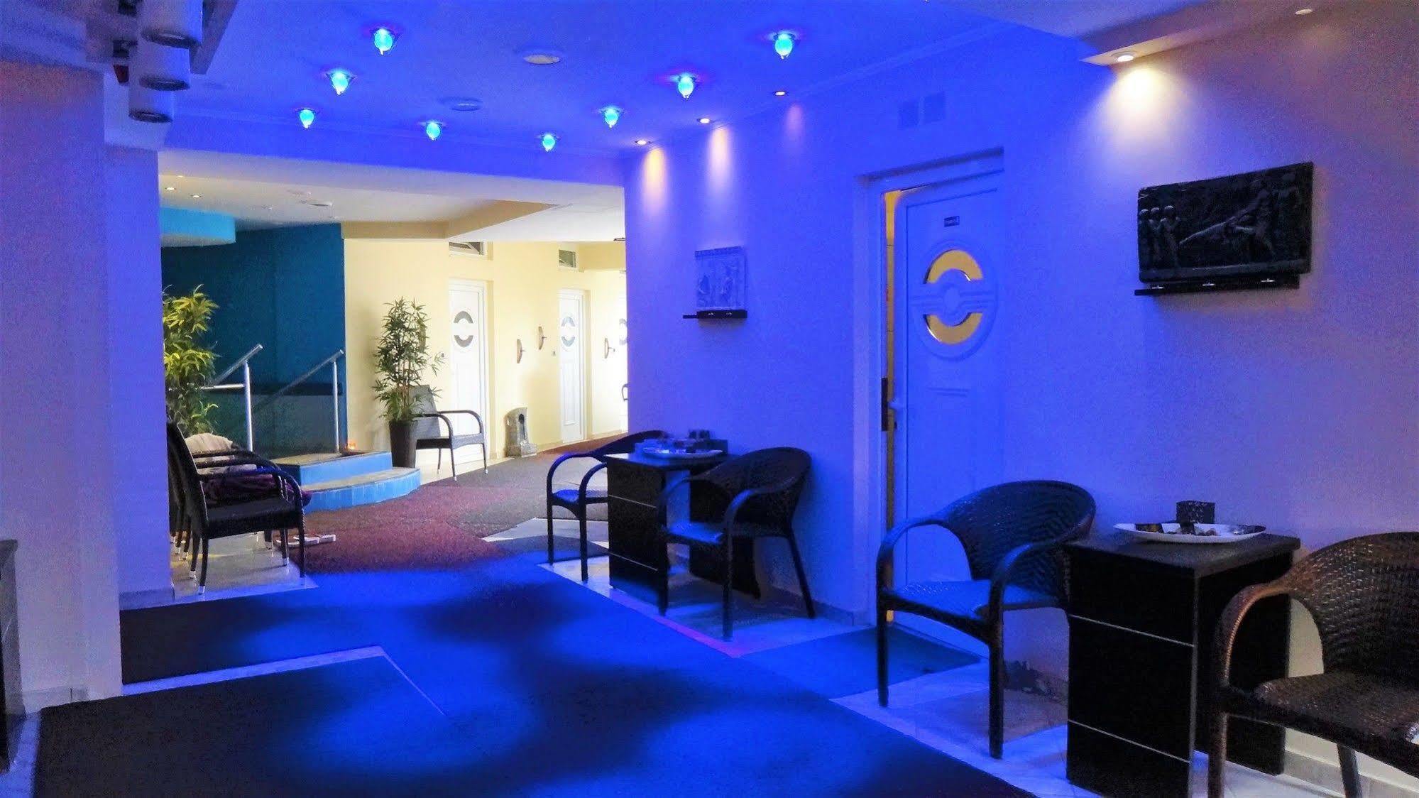 9 Queens Spa Hotel Лутра-Едіпсу Екстер'єр фото