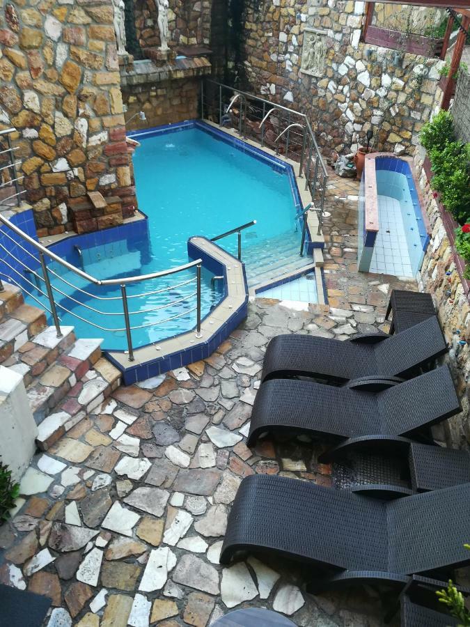 9 Queens Spa Hotel Лутра-Едіпсу Екстер'єр фото